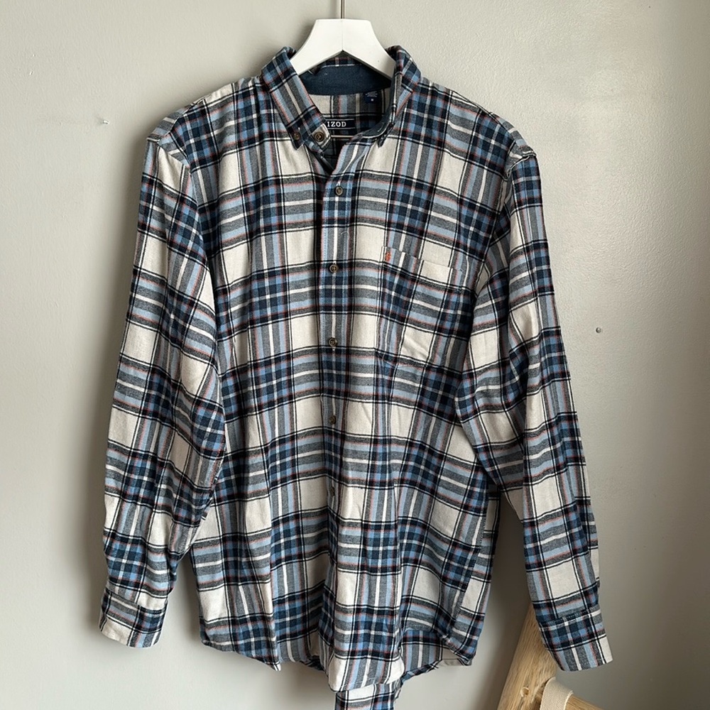 Izod flannel shirt Size M